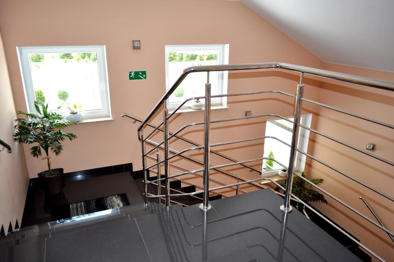 Hotel Pauza Radzyn Podlaski Exteriér fotografie