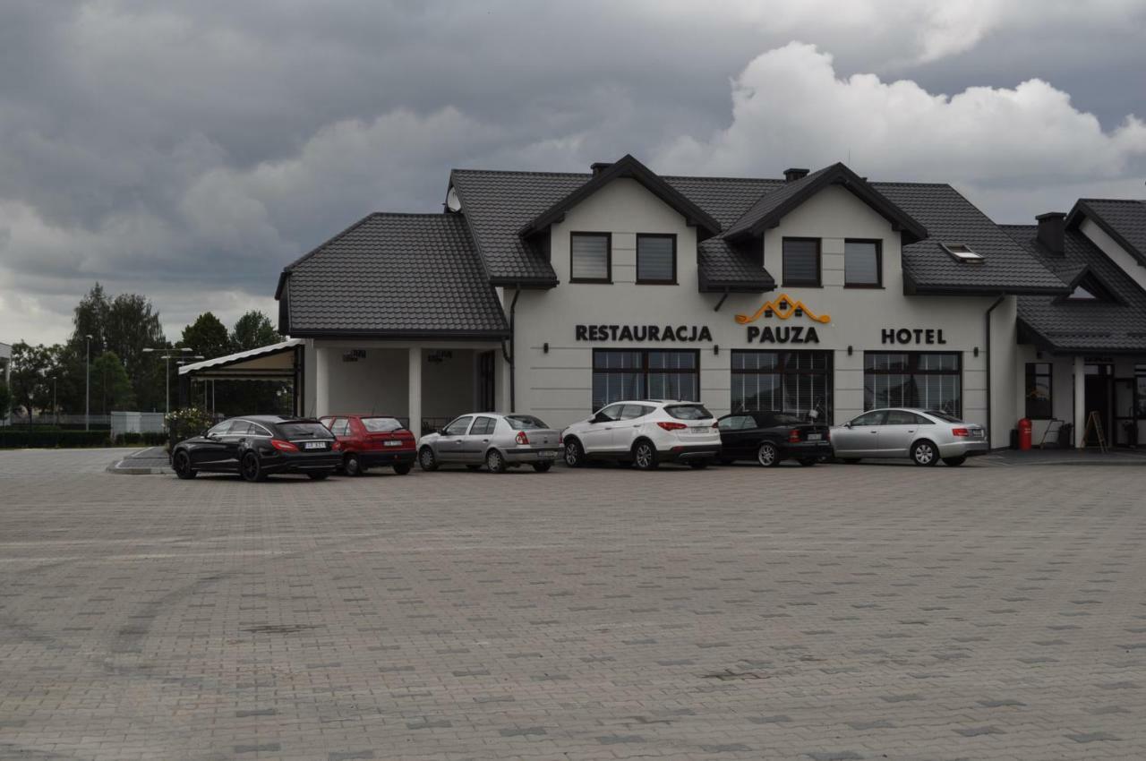 Hotel Pauza Radzyn Podlaski Exteriér fotografie